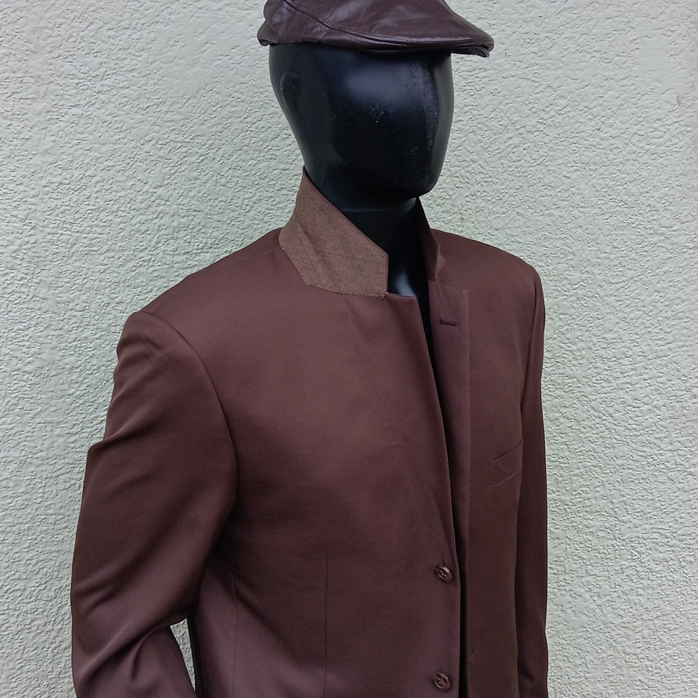 Elegante Gentiluomo Men's (3) Button Single Breasted